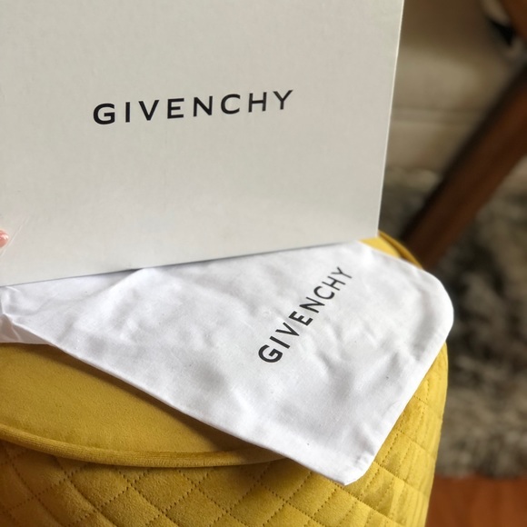 Givenchy Brown Leather Pumps - Picture 7 of 7